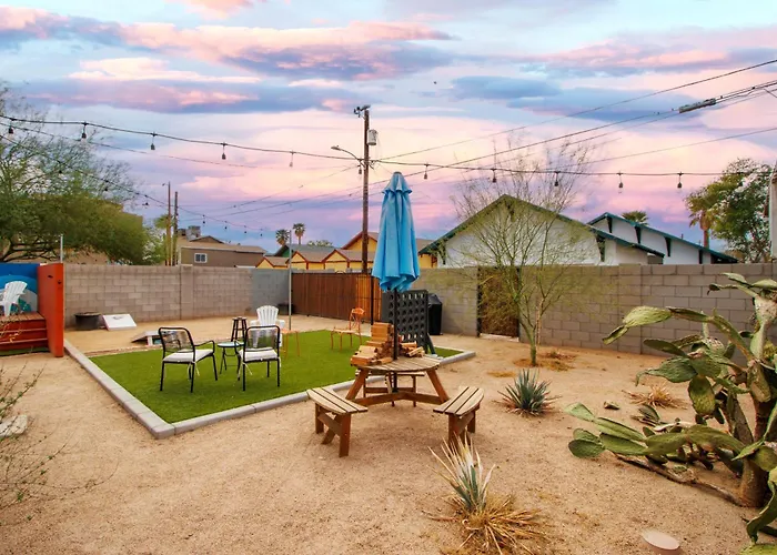 Amazing New Oasis Pool, Mins To Dt & Phx Airport Сasa de vacaciones Phoenix