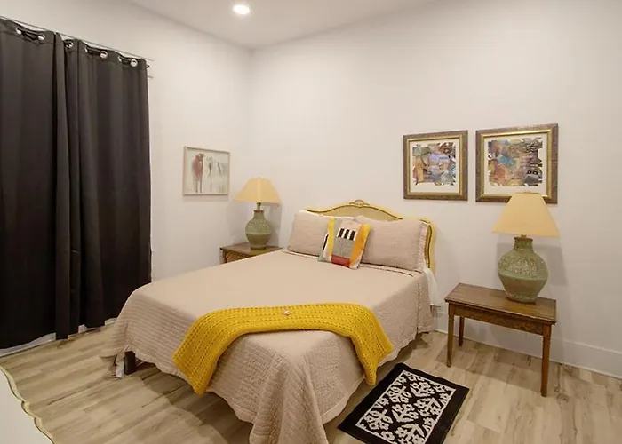 Amazing New Oasis Pool, Mins To Dt & Phx Airport Phoenix